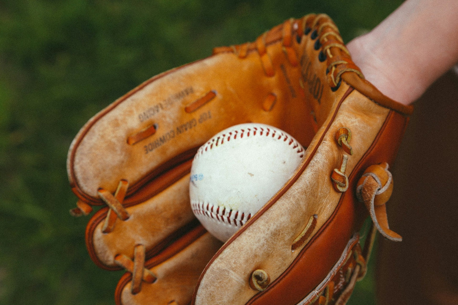 baseball pitching