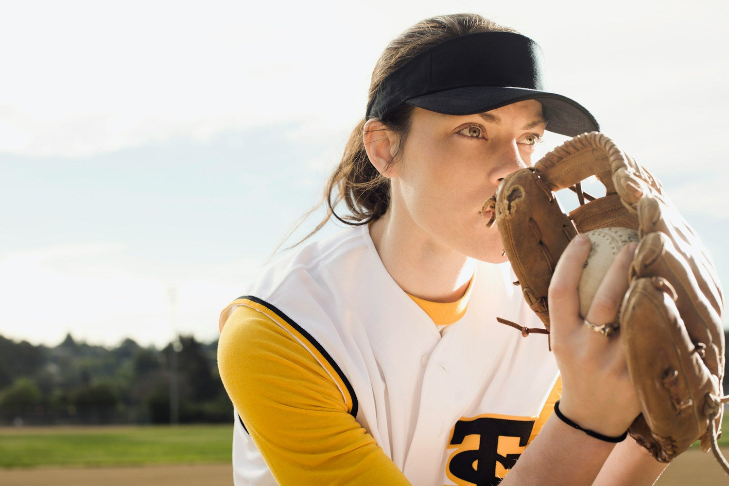 softball throwing