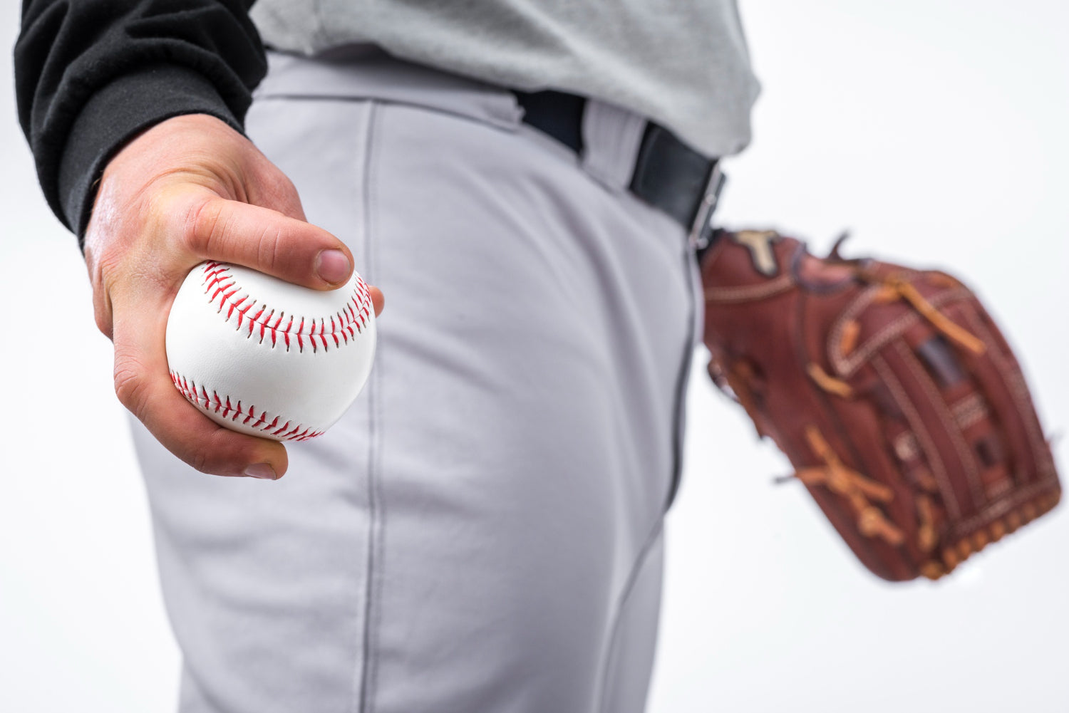 indoor baseball pitching