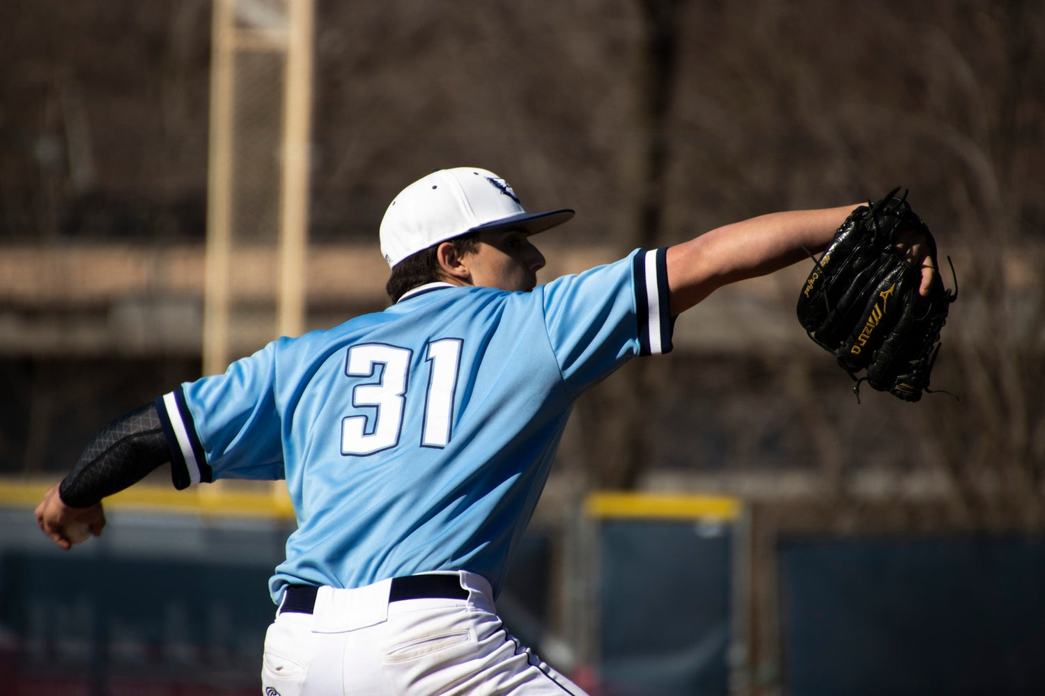 baseball throwing