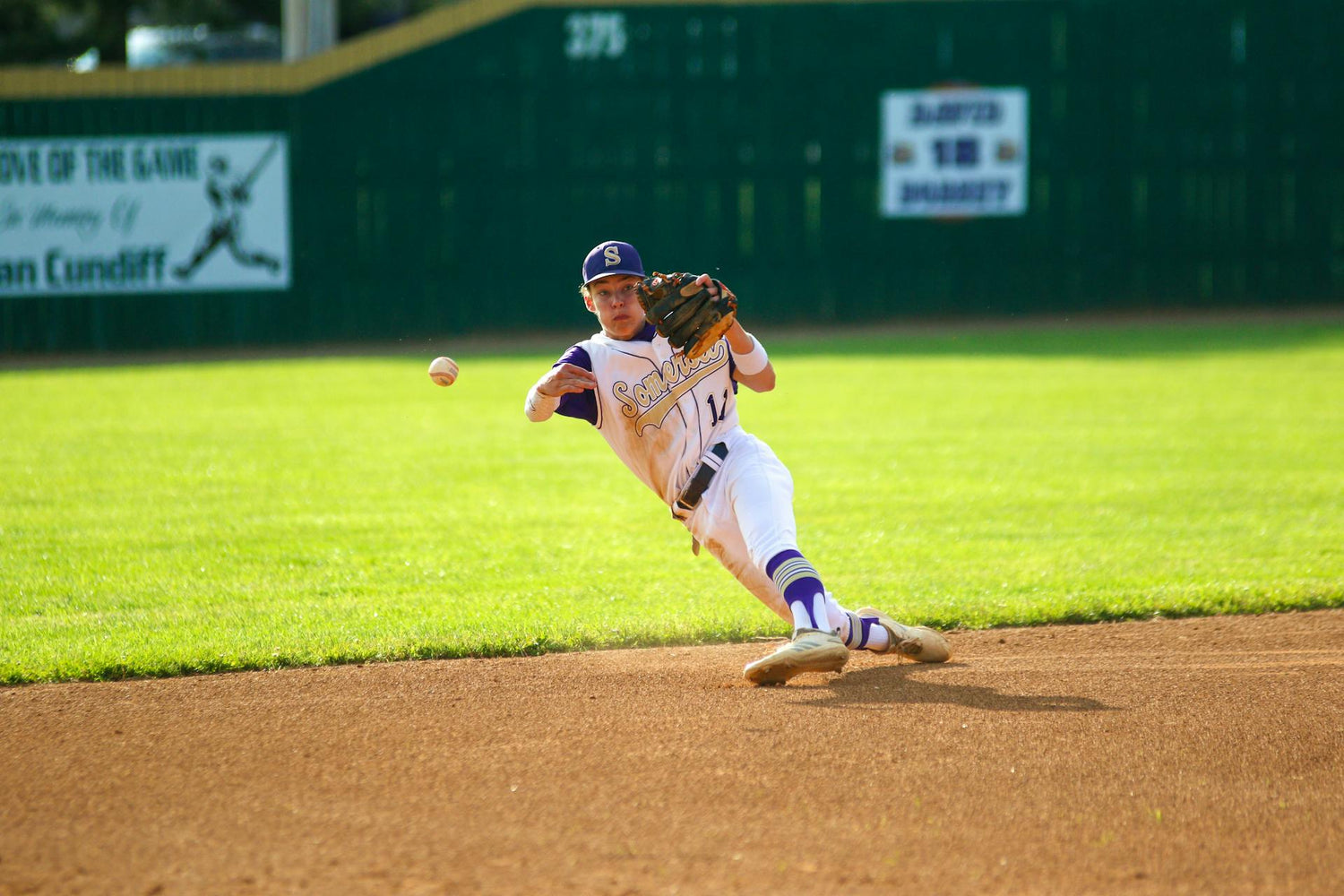 baseball pitching