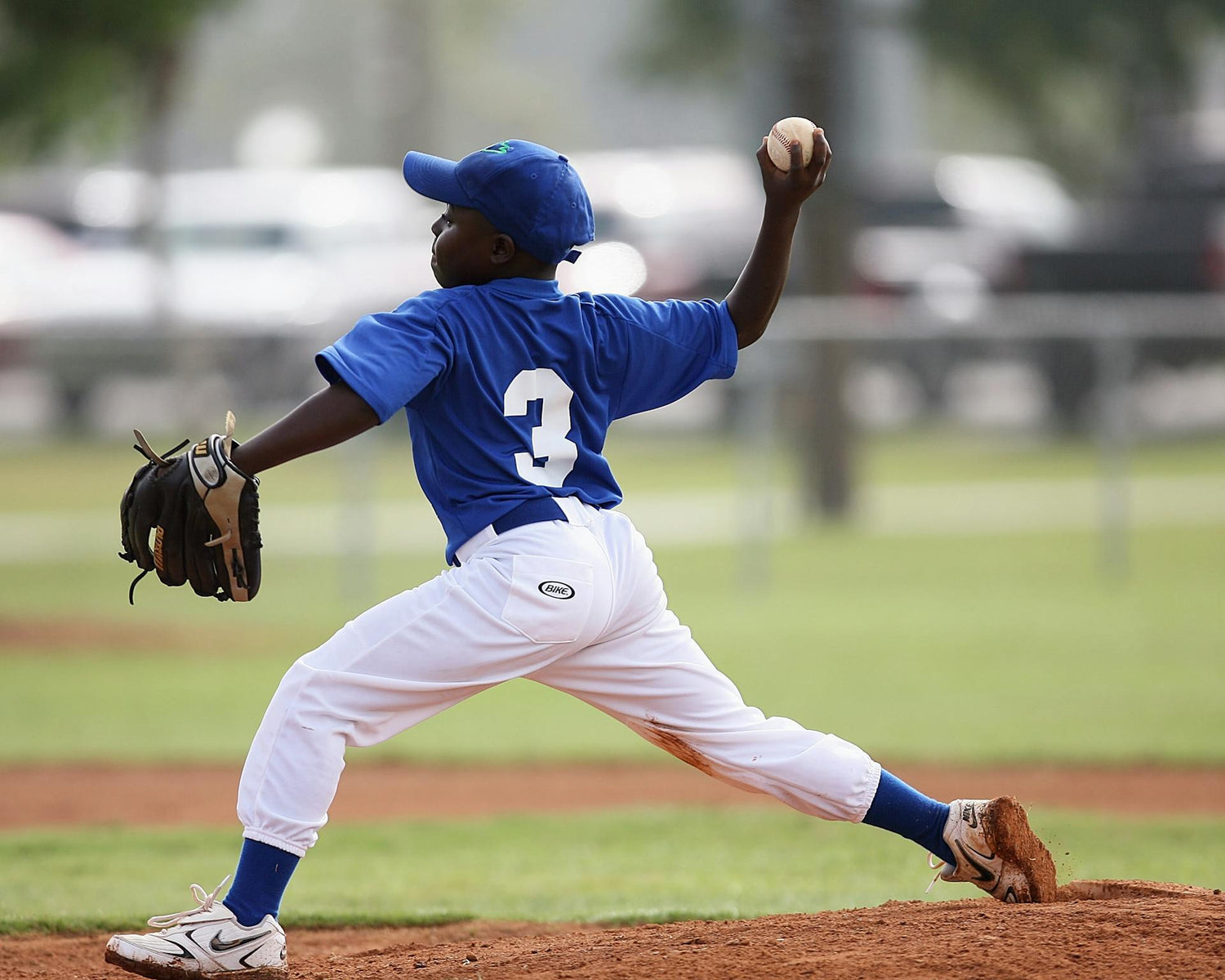 baseball pitching